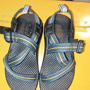 Chaco Black and Blue Adventure Sandals Youth 12